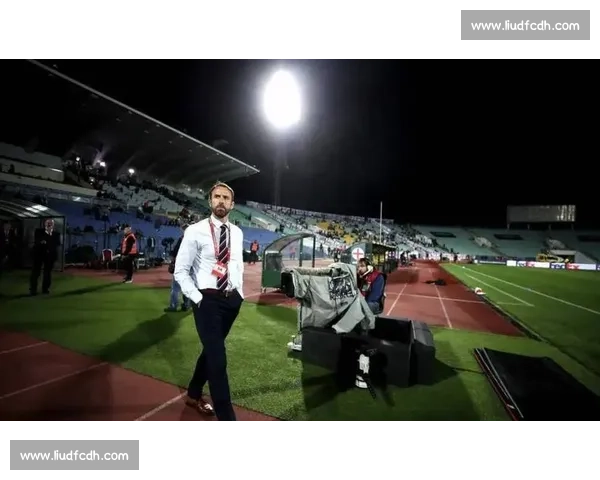 索斯盖特自荐波兰遭拒？年薪过高成拦路虎