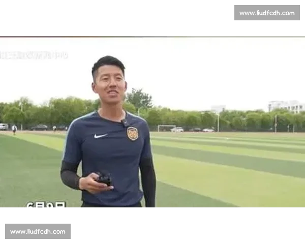 苏超 “西装主帅” 董松：江苏青训后卫的逆袭之路